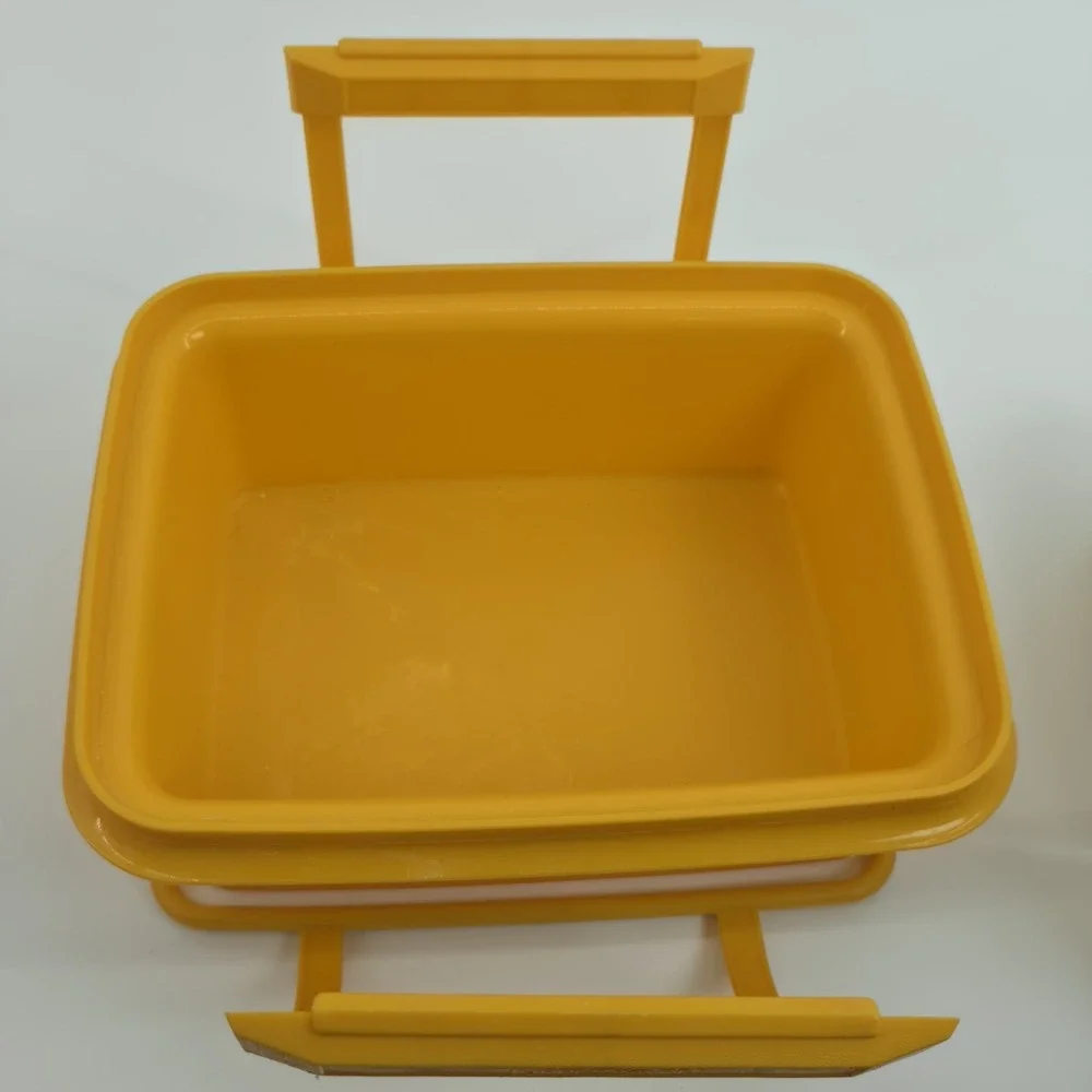 Tupperware Pack-N-Carry Yellow Lunchbox #1254 w Handle W. Gray Containers Vtg